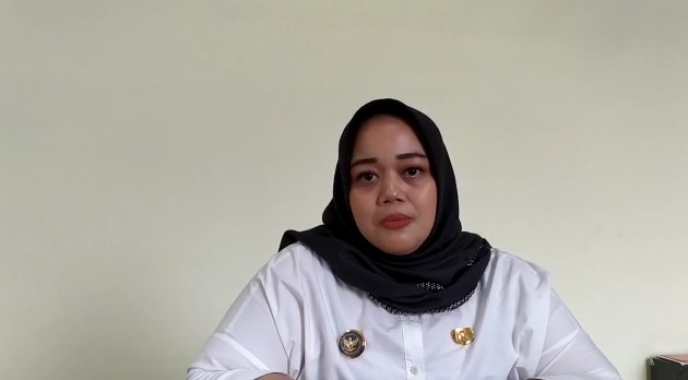 Yolanda Oktavia, Kades Banjarsari yang berhasil membawa desa Banjarsari menjadi desa mandiri pertama di Kabupaten Garut