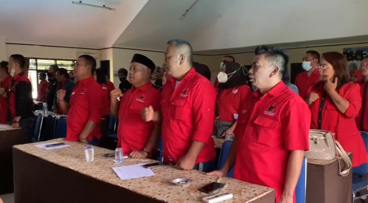 DPC PDI Perjuangan Garut mengumpulkan bacaleg untuk pemenangan pemilu 2024
