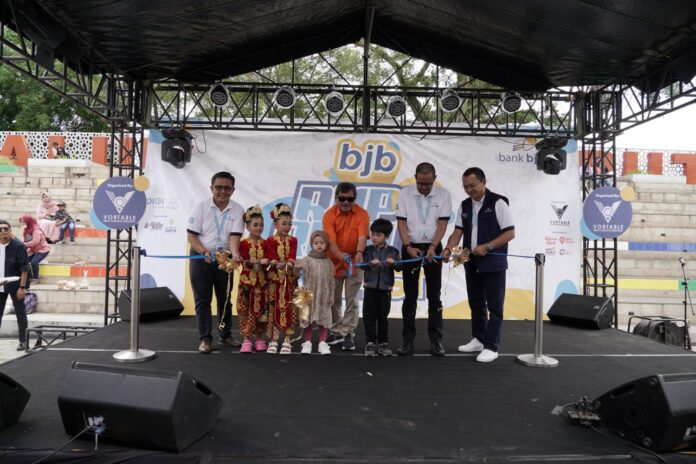 Bupati Garut Buka BJB Rupa Rupi Fest