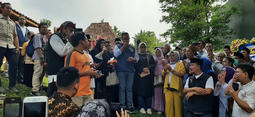 Relawan Bergerak Garut Hadiri Purna Bhakti Anies Baswedan