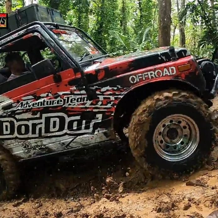 Jeep Wisata Jelajah Gunung Guntur Hingg Cirorek di Kabupaten Garut sudah tersedia
