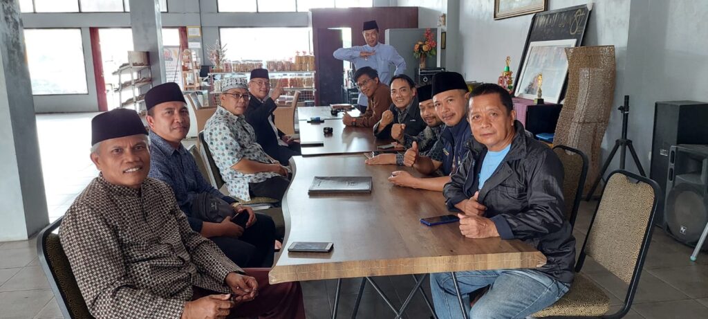 Alimudin Garbiz bertemu dengan Para Kyai Pimpinan pondok pesantren di Ciamis