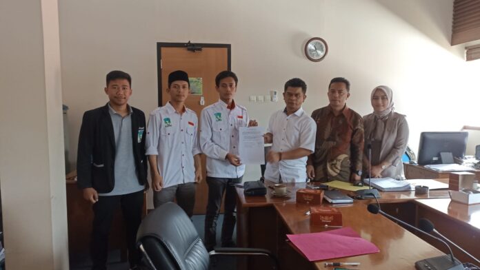 KAMMI Garut Belum melihat ada implementasi dari Perda Kepemudaan. KAMMI Tidak ingin Perda Kepemudaan hanya jadi Perda Sampah