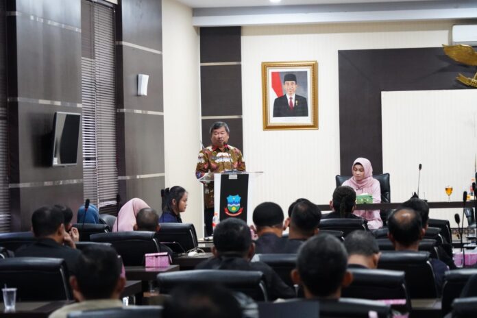 ASN di Kabupaten Garut mengikuti pelatihan pengadaan barang dan jasa