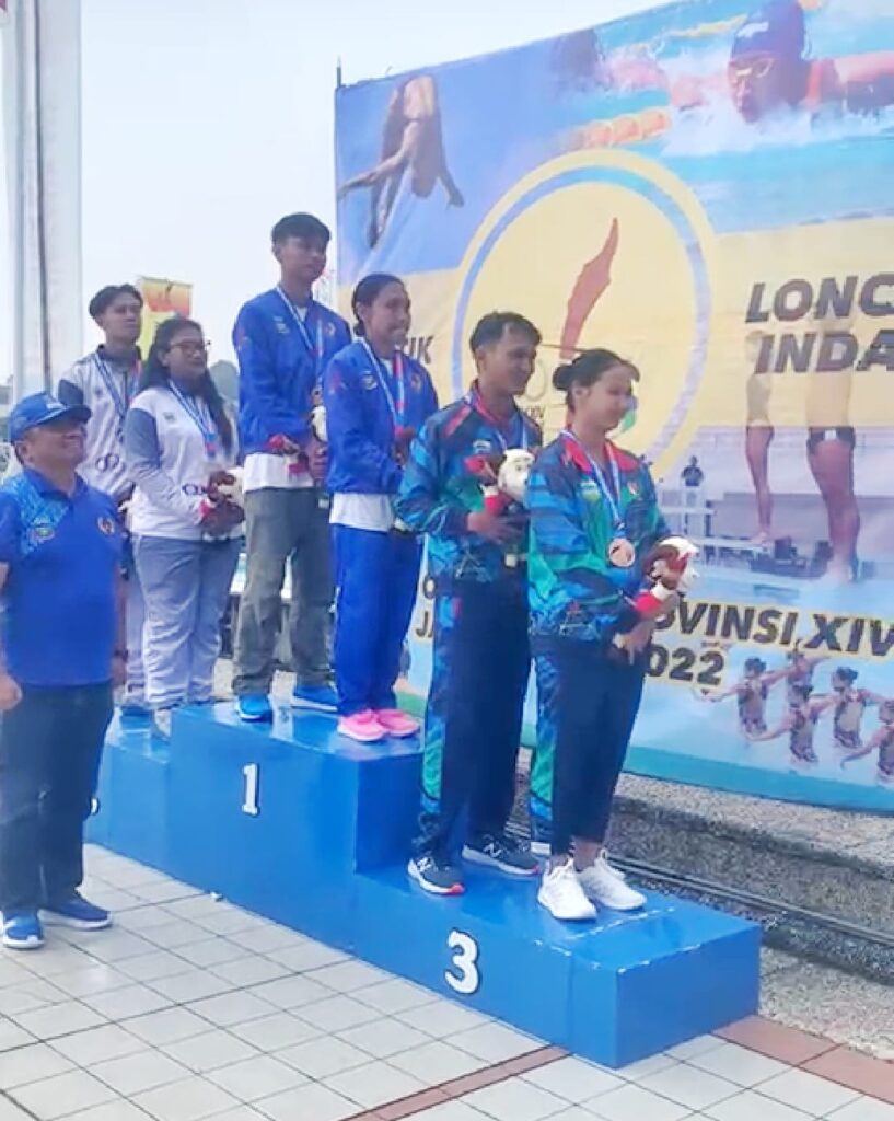 Cabor Loncat Indah Kabupaten Garut Berhasil Meraih Medali Emas