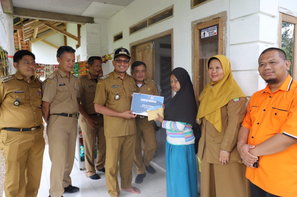 Wakil Bupati Garut kunjungi Rohimah, mantan ART yang disiksa majikannya