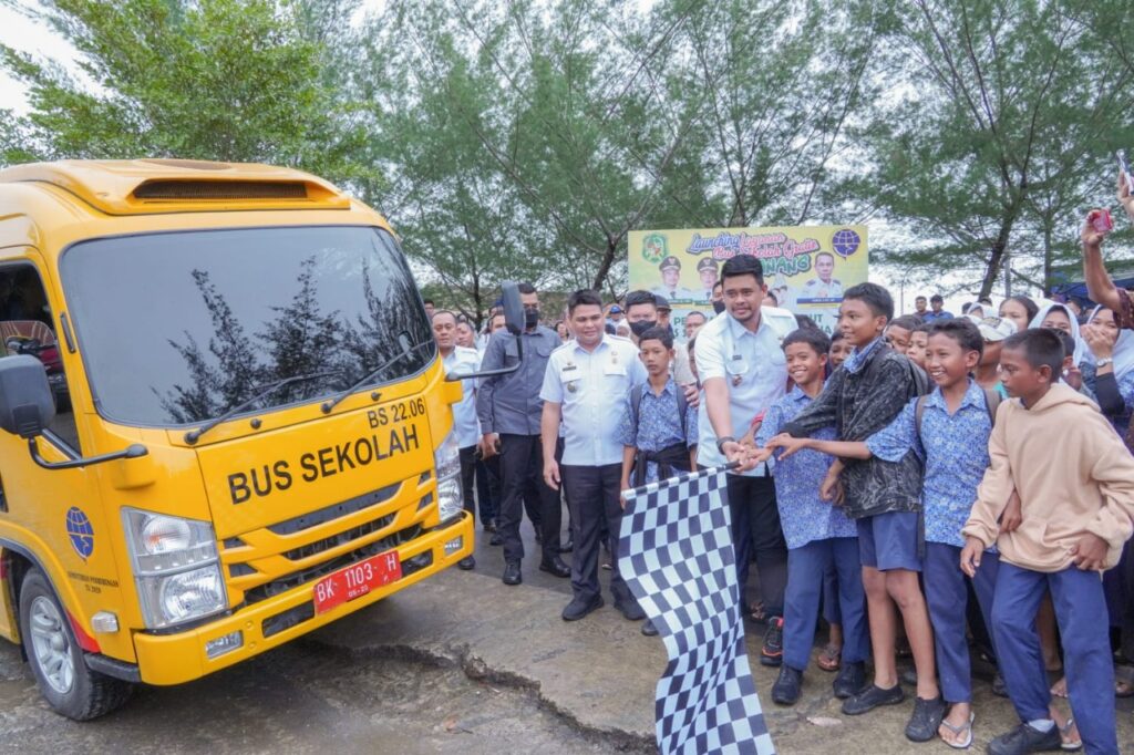 Pemkot Medan Hadirkan Bus Antar Jemput Sekolah Gratis. kepada anak sekolah yang menggunakan jasa angkutan umum
