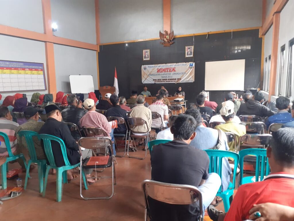 Pemerintah Desa Rancabango, Kecamatan Tarogong Kaler, Kabupaten Garut menggelar program Bimbingan Teknis (Bimtek) peningkatan kapasitas Lembaga Kemasyarakatan Desa