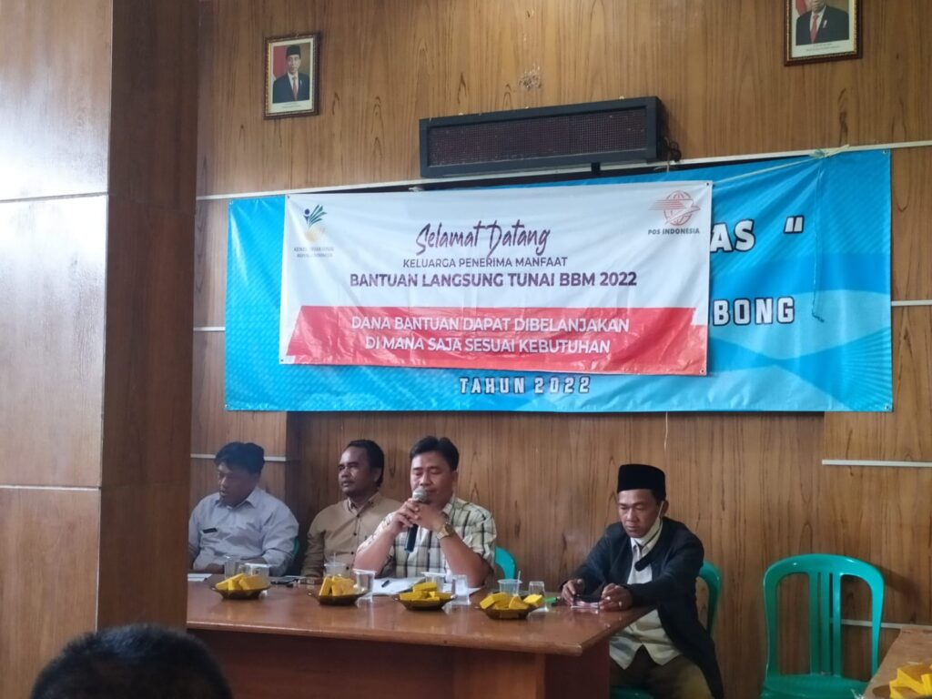 Pemdes Sukasenang Akan Merambah Kerajinan Bambu Melalui Bumdes. diharapkan bisa masuk pasar ekspor. (Kades Sukasenang Heriawan satu dari kanan saat acara penetapan RKPDes tahun 2023)