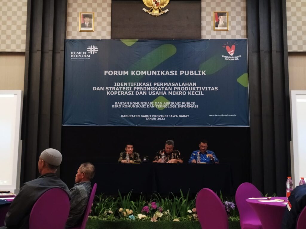 Kementerian Koperasi dan UKM RI menggelar Forum Komunikasi Publik di Hotel Harmoni,