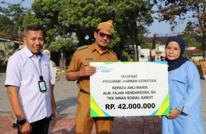 TKK Dinsos Garut dan korban gempa Cianjur yang meninggal dunia dapat santunan