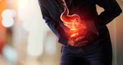 Asam lambung yang menyebabkan gejala GERD sering dikaitkan dengan anxiety atau kecemasan berlebihan dan jantung berdebar-debar (foto shutterstock)