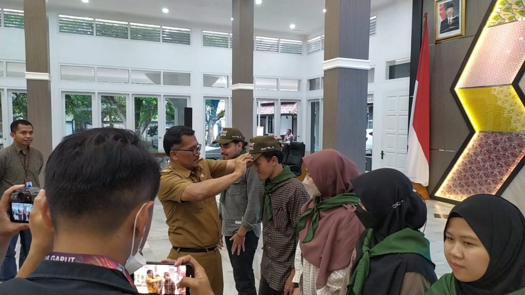 Rumah Amal Salman Garut dampingi program beasiswa