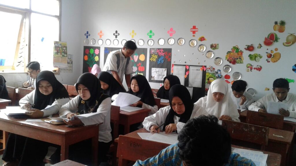 Ketua PKBM Al-Ikhwan berikan Bantahan karena Disebut Fiktif