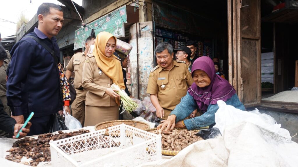 Bupati Garut Rudy Gunawan tetapkan HET gas 3kg berdasarkan Keputusan Bupati