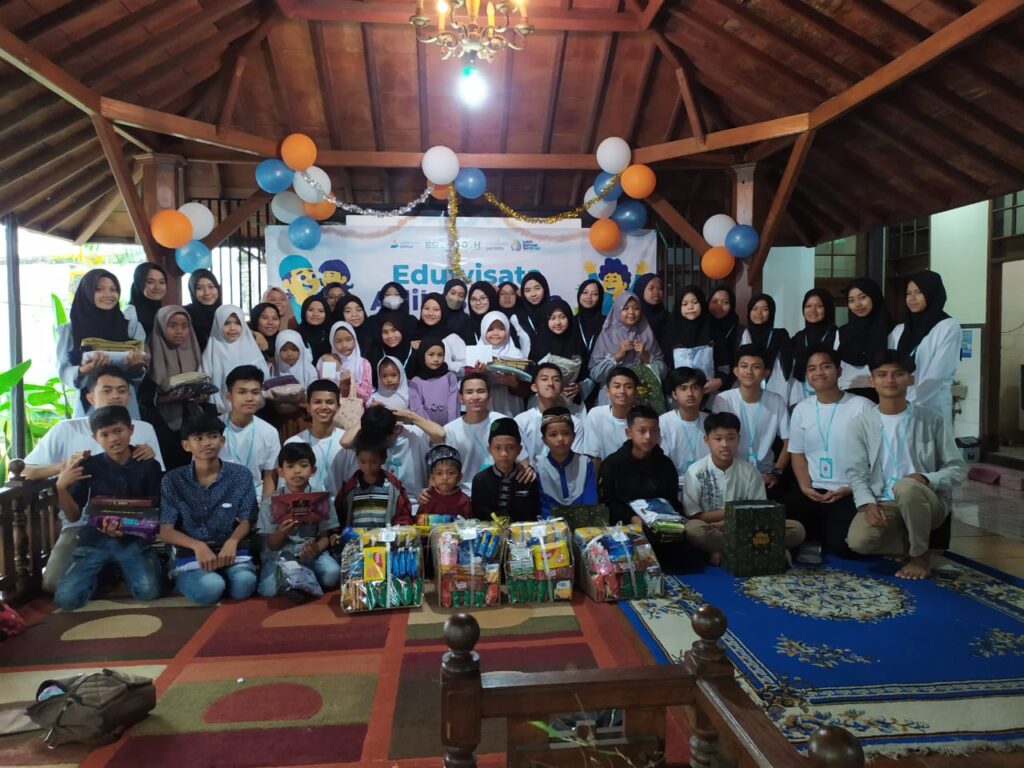 Rumah Amal Salman Garut ajarkan anak yatim mengelola sampah