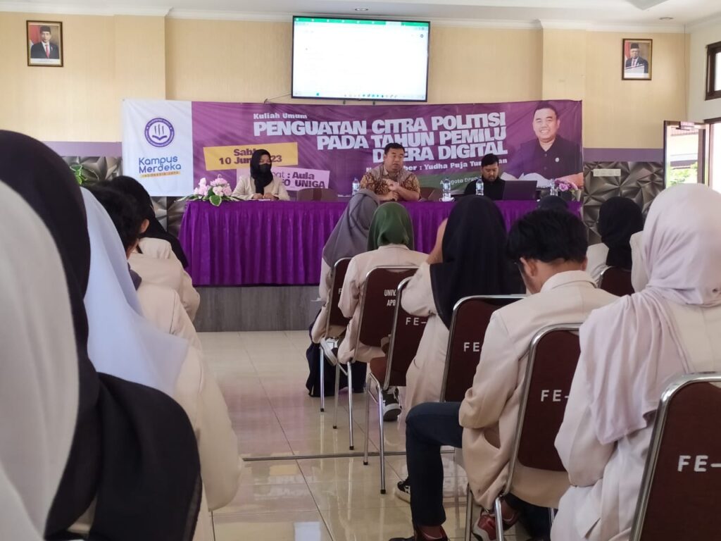 Yudha Puja Turnawan, Anggota DPRD Garut memberikan kuliah umum di UNIGA