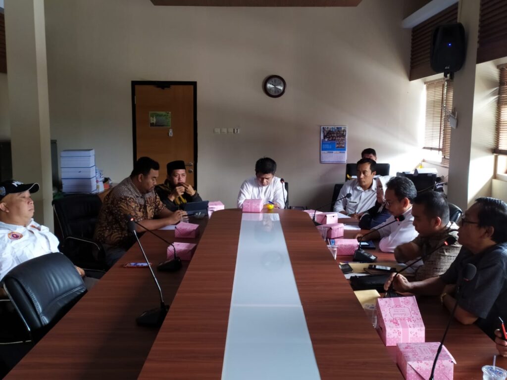 GAWAT mengadukan pemotongan PIP aspirasi di Komisi IV DPRD Garut