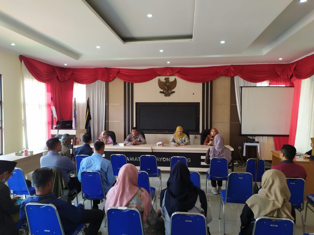 402 Mahasiswa ITG Lakukan KKN di 18 Desa Kecamatan Bayongbong