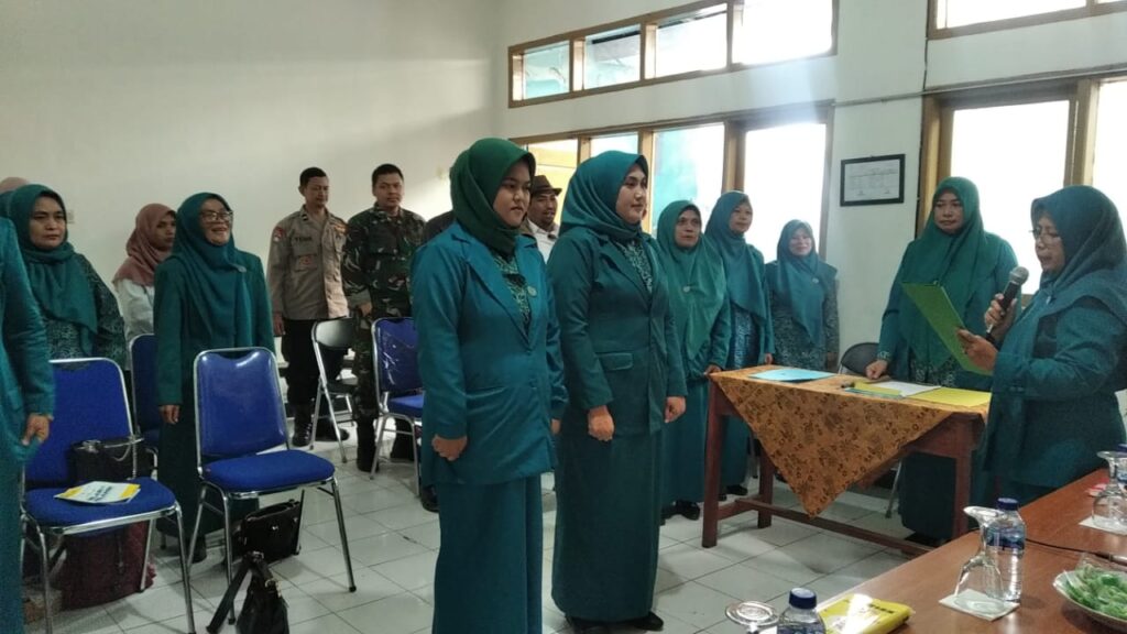 TP PKK Desa Sindangsari dan Cintanegara Dilantik