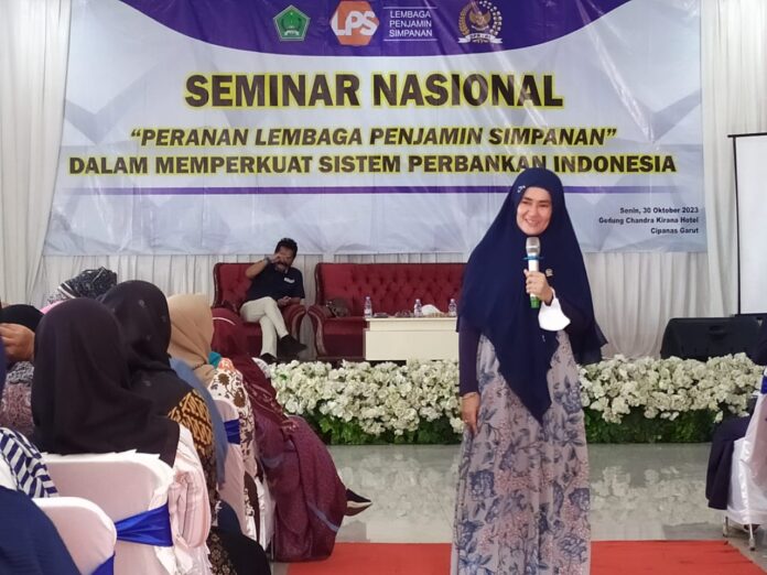 Anggota Komisi XI DPR RI dari Fraksi Partai Demokrat, Dr. Hj. Siti Mufattahah, Psi., MBA
