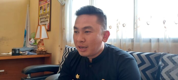 Camat Kersamanah Muhamad Topan Sandi