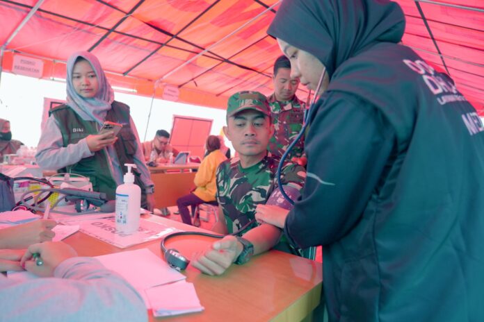 PT Bio Farma (Persero), menyalurkan bantuan kemanusiaan berupa vaksinasi tetanus dan bantuan logistik darurat bagi korban serta relawan bencana tanah longsor di Desa Pasirlangu, Kecamatan Cisarua, Kabupaten Bandung Barat