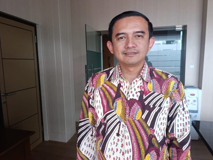 Aris Munandar, Ketua DPRD Garut